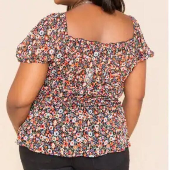 Mi Ami Women Tyler Floral Sheer Smocked Blouse Pluz Size 2X - Picture 2 of 14